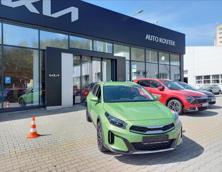 KIA XCeed 6