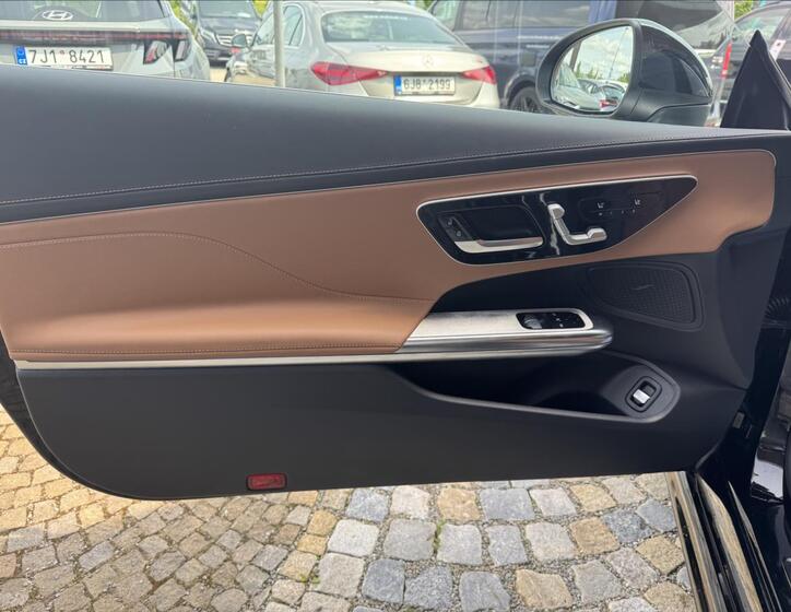 Mercedes-Benz CLE 4