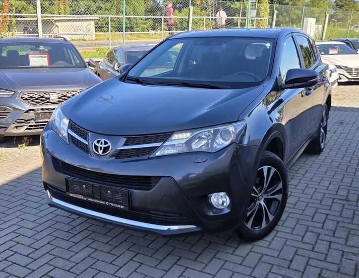 Toyota RAV4 1