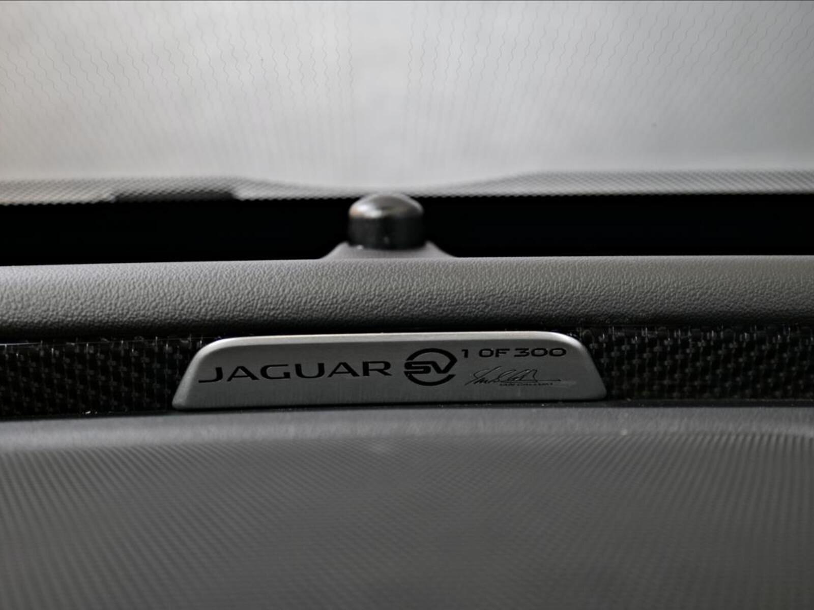 Jaguar XE 23