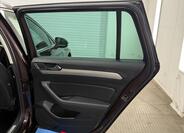 Volkswagen Passat 40