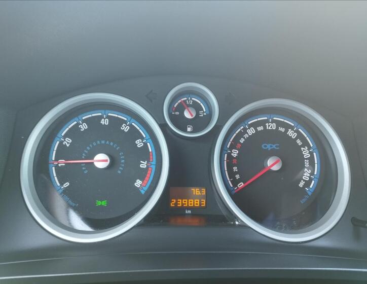 Opel Zafira 14
