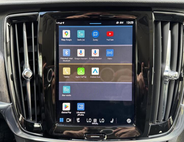 Volvo V90 22