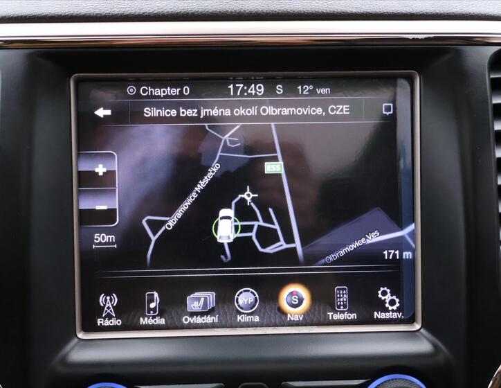 Jeep Grand Cherokee 24