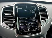 Volvo XC90 16