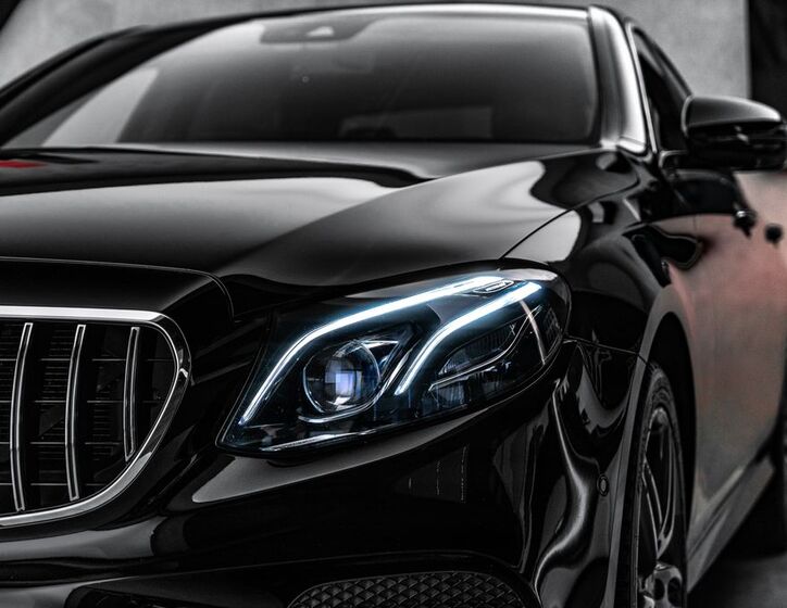 Mercedes-Benz Třídy E 8