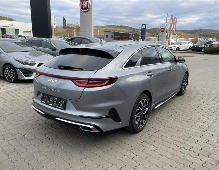 KIA ProCeed 7