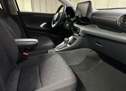Toyota Yaris 13