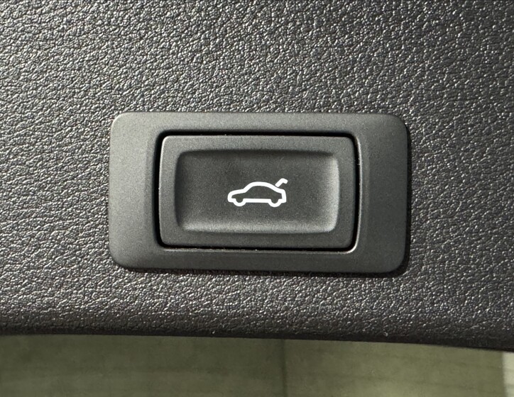 Audi A4 13