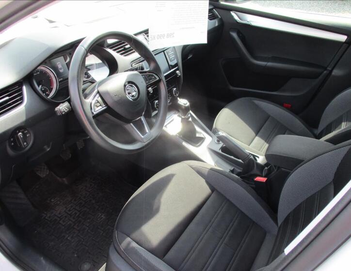 Škoda Octavia 19