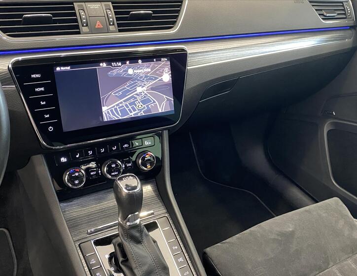 Škoda Superb 12