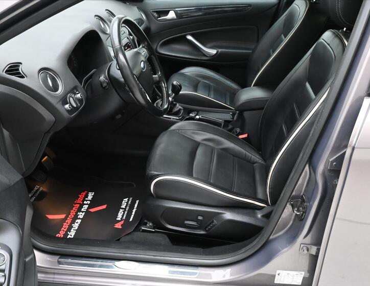 Ford Mondeo 13
