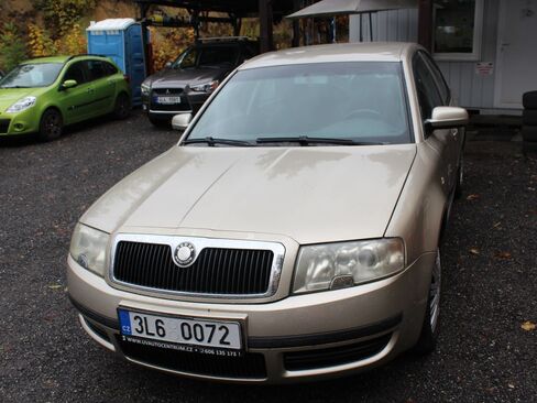 Škoda Superb
