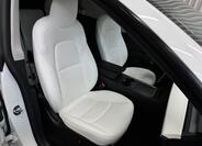 Tesla Model Y 33