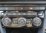 Volkswagen T-Roc 26