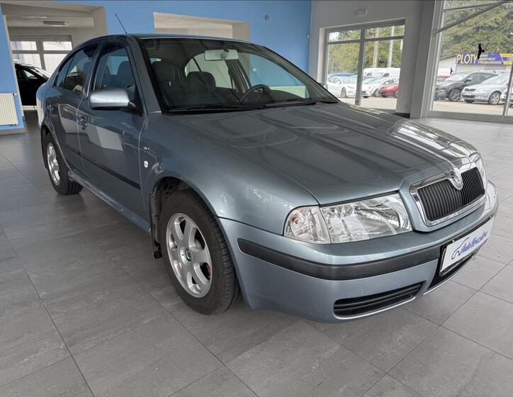 Škoda Octavia 1