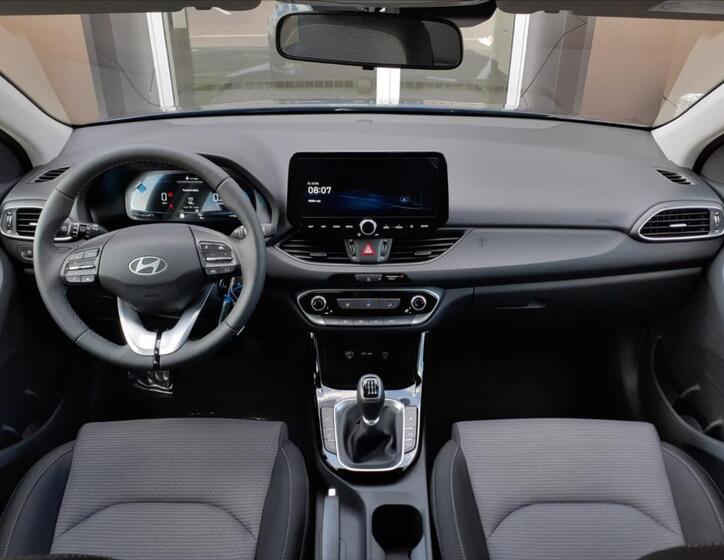Hyundai i30 8