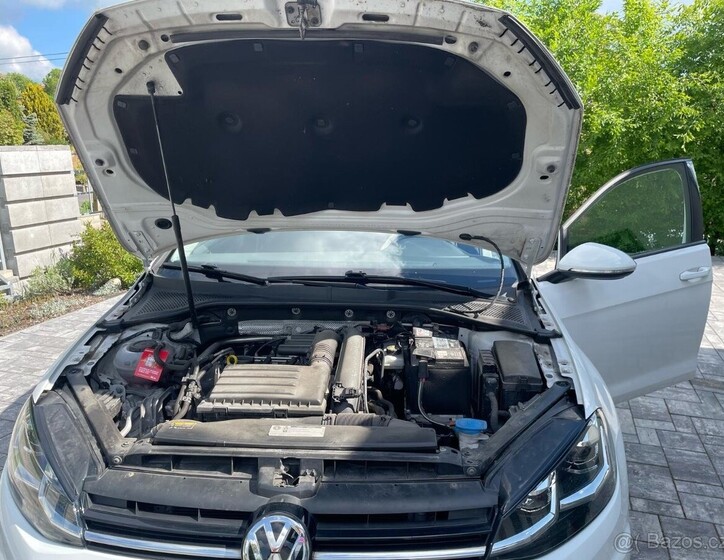 Volkswagen Golf 13