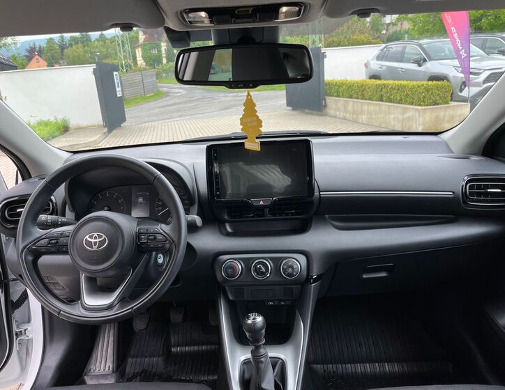 Toyota Yaris 20