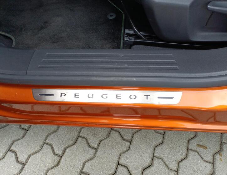 Peugeot 2008 14