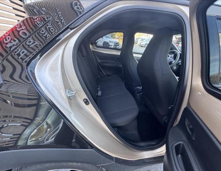 Toyota Aygo 12