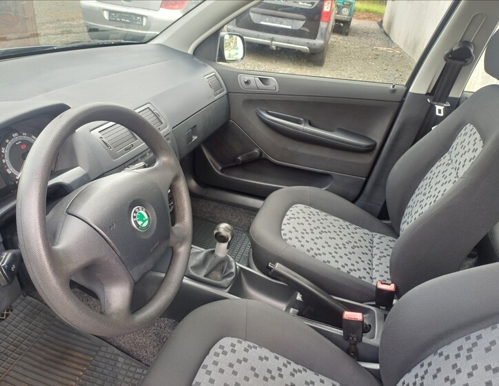 Škoda Fabia 10