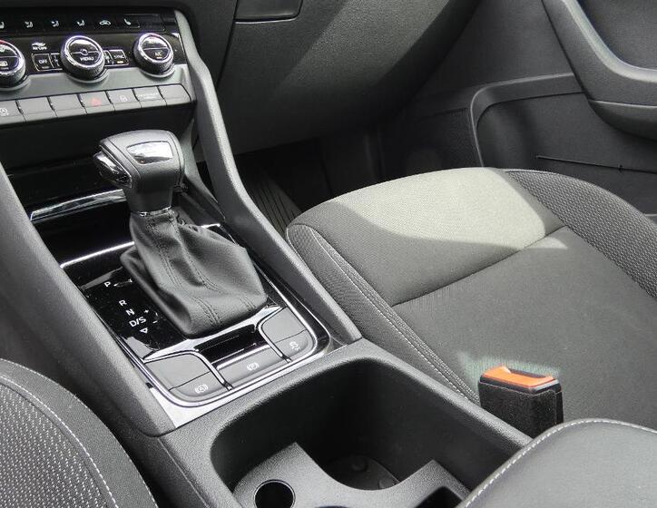 Škoda Karoq 6