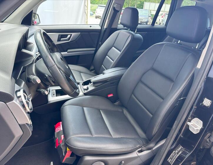 Mercedes-Benz GLK 10