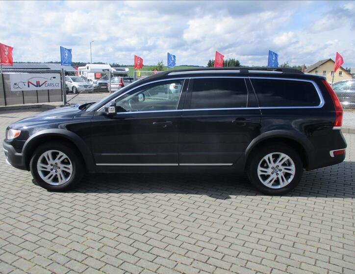 Volvo XC70 2