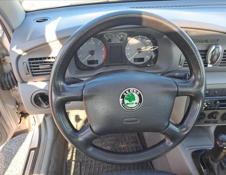 Škoda Octavia 12