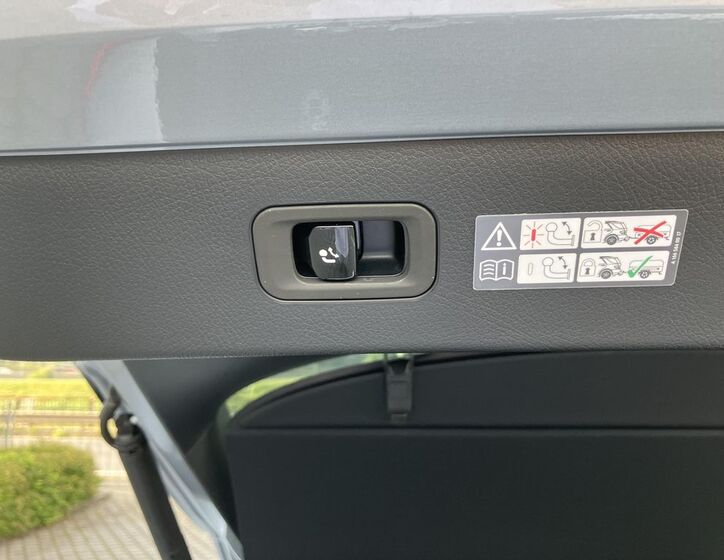 Mercedes-Benz EQS 19