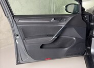 Volkswagen Golf 22