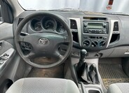 Toyota Hilux 18