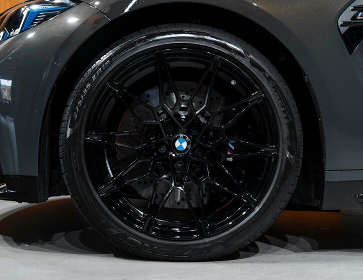 BMW M4 3