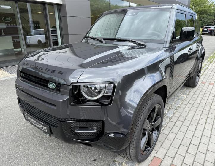 Land Rover Defender 2