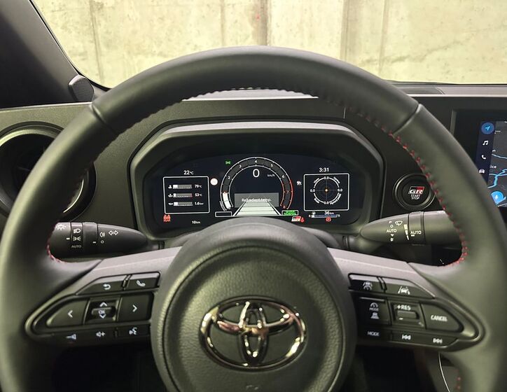 Toyota Yaris 11