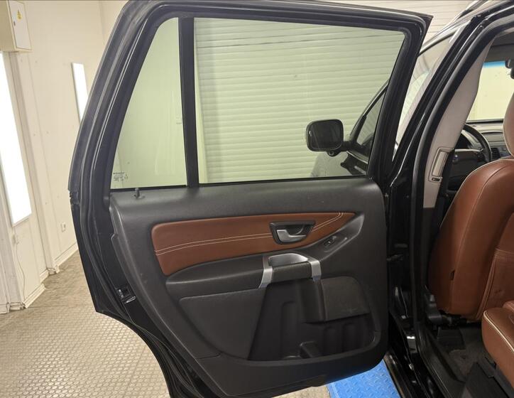 Volvo XC90 24