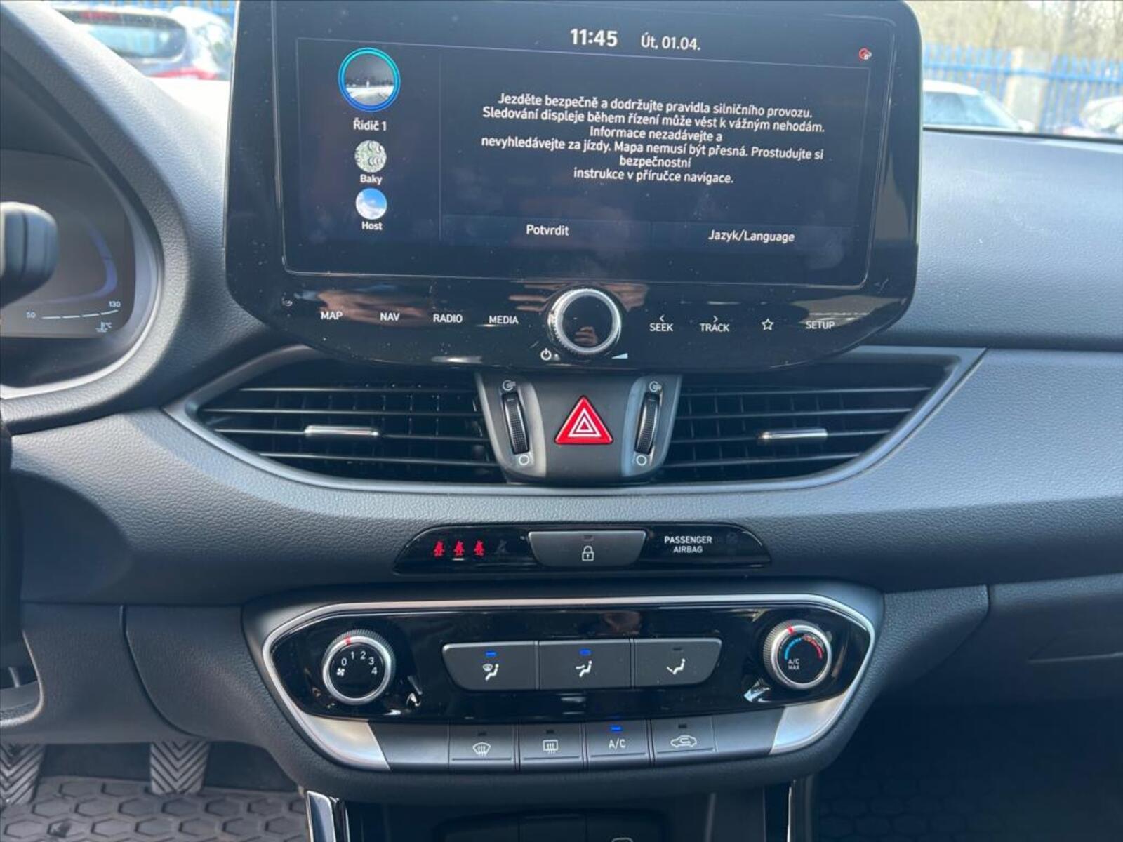 Hyundai i30 13