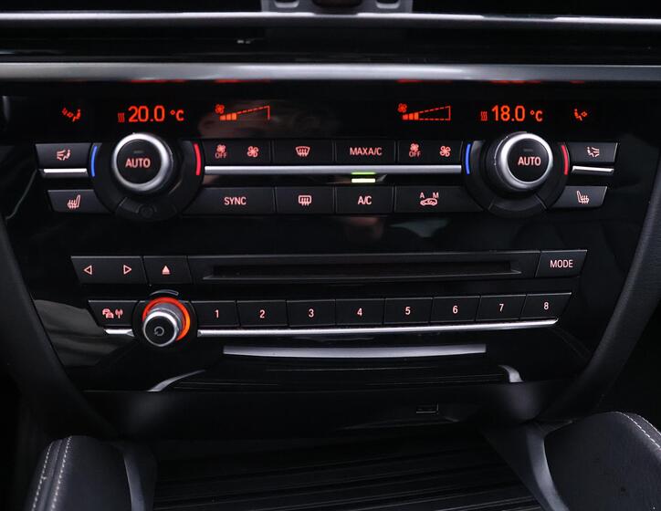 BMW X6 37