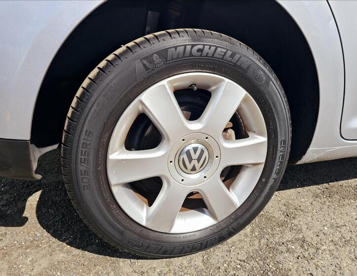 Volkswagen Touran 33