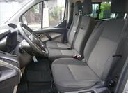 Ford Tourneo Custom 12