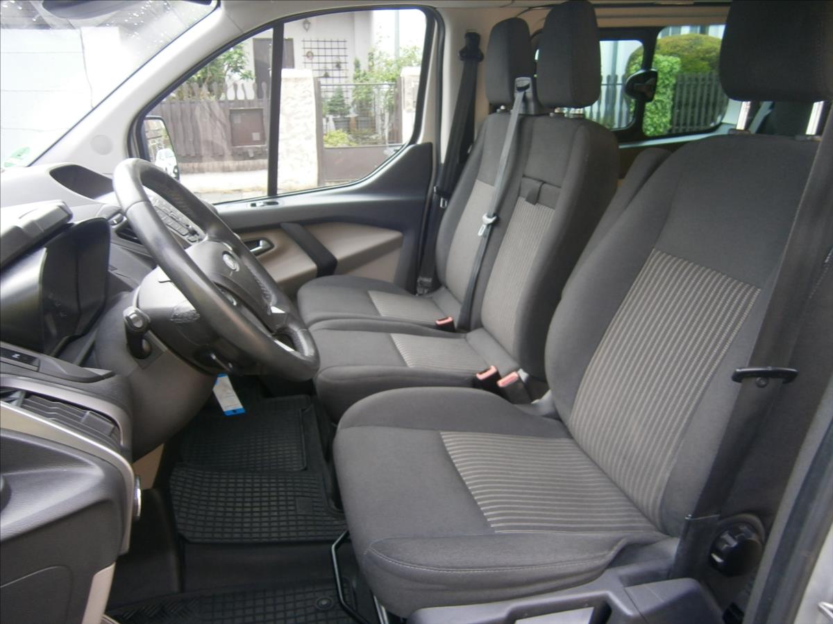 Ford Tourneo Custom