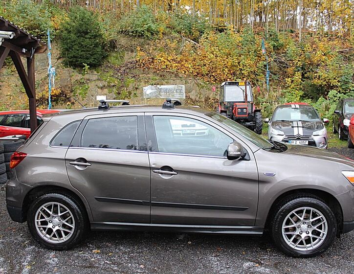 Mitsubishi ASX 4