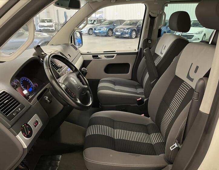 Volkswagen Multivan 18
