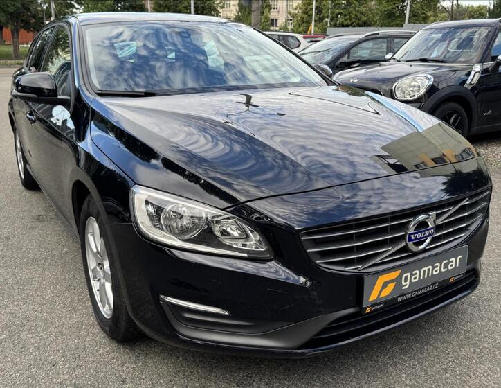 Volvo V60 14