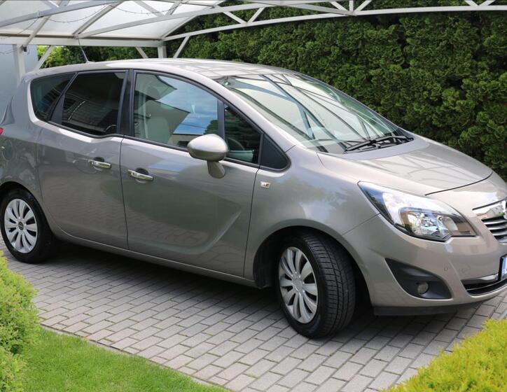 Opel Meriva 9