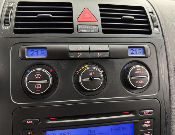 Volkswagen Touran 14