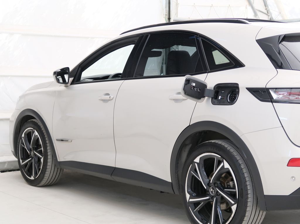 DS Automobiles DS7 Crossback