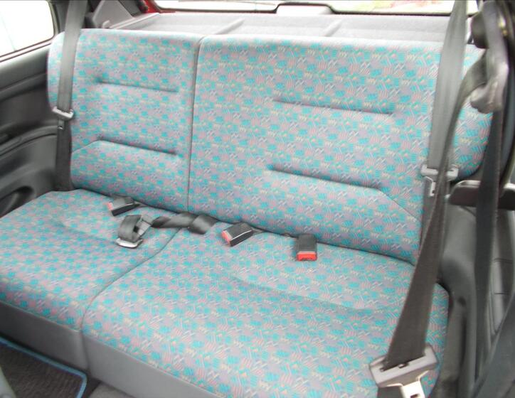 Peugeot 106 13