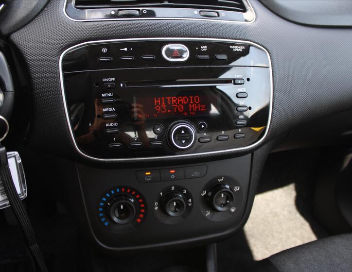 Fiat Punto 15